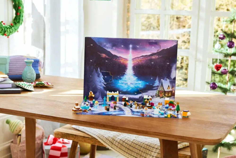 Lego Disney 43273 Adventní kalendář 2025